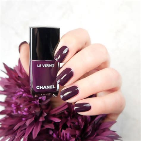 chanel le vernis prune dramatique|chanel le vernis shades.